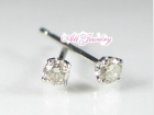 【天然 ダイヤモンド ピアス 】プラチナ　ダイヤスタッド ピアス 0.3CT（４本爪）