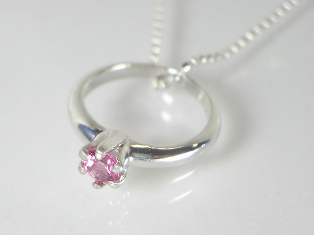 【美品】K18WG ピンクトルマリン1.63ct  D0.06ct　ネックレス